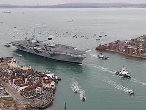 Kıbrıs'ta savaş cephesi açılıyor: İngiltere, sahaya inmeye hazırlanıyor