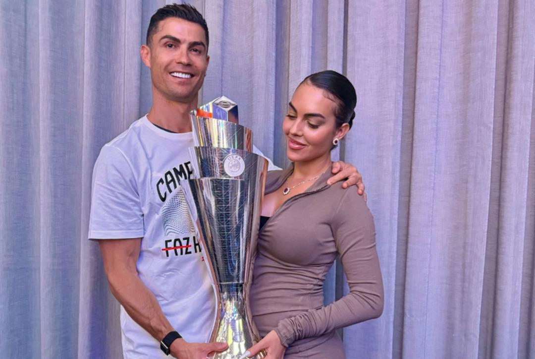 SON DAKİKA | Orta Doğu da savaş paniği: Cristiano Ronaldo &ouml;zel jetiyle ailesini gece yarısı Madrid e ka&ccedil;ırdı! 2