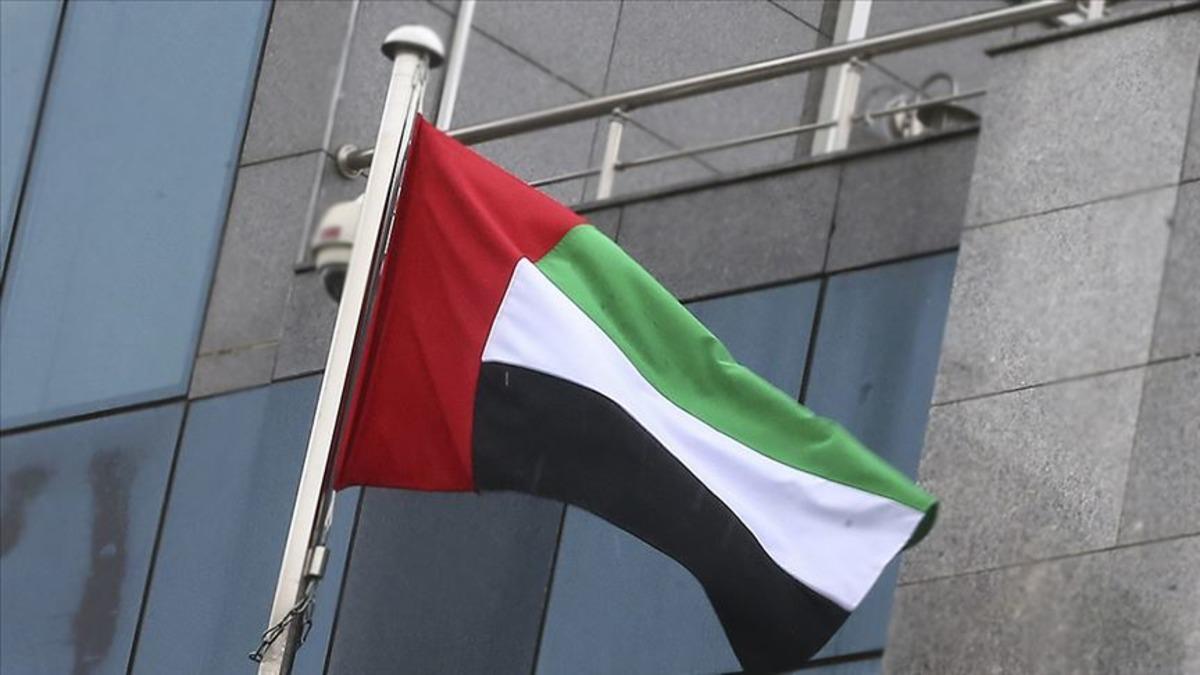 BAE, vatandaşlarının İran, Lübnan ve Irak'a seyahatini yasakladı