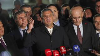 Özgür Özel, Tanju Özcan'ı ziyaret etti: Pişman edeceğim onları, tüketimden gelen gücümüzü görecekler