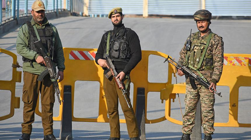 CIA'in İran planı! 'K&uuml;rtleri silahlandırıp tampon b&ouml;lge oluşturacaklar'