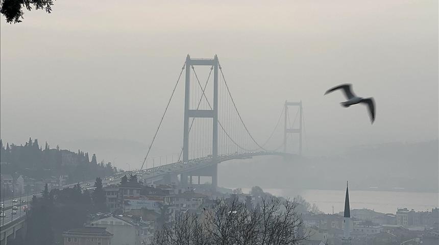 İstanbul'da sis etkili oluyor! 