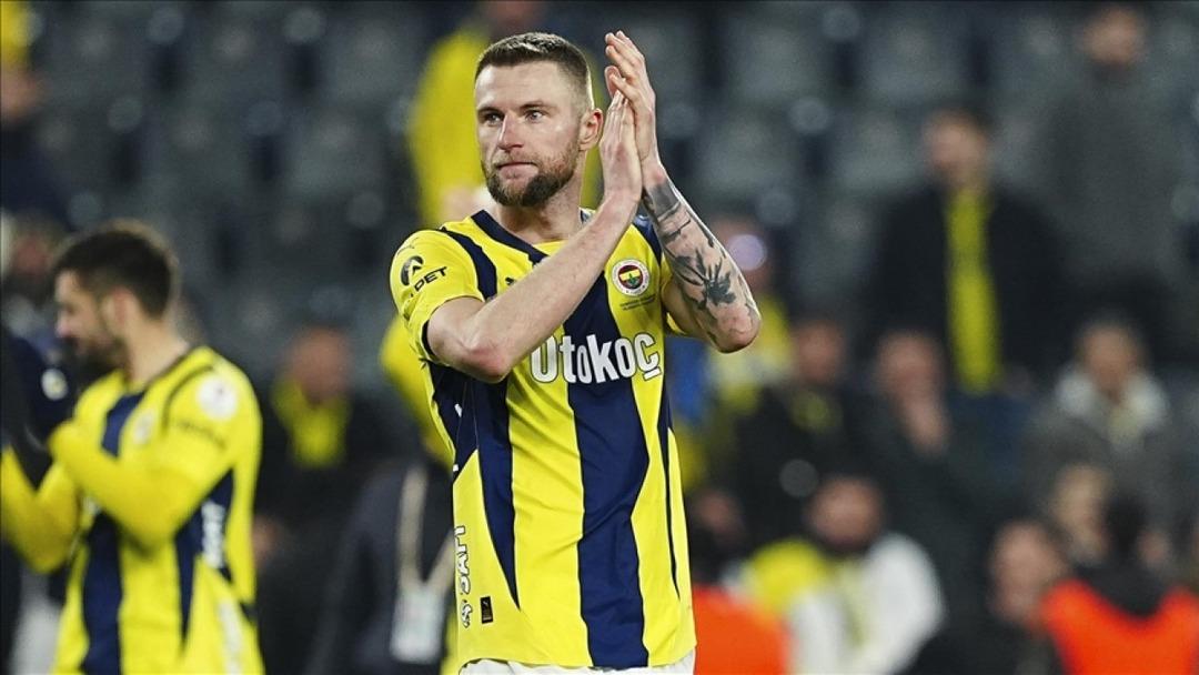 Skriniar ve Oosterwolde ye Avrupa kancası! Fenerbah&ccedil;e&rsquo;nin "Savunma Duvarı" yıkılıyor mu? 1