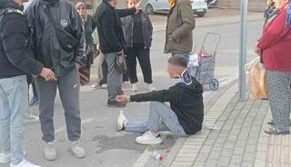 Antalya&rsquo;da motosiklet ile elektrikli bisiklet &ccedil;arpıştı