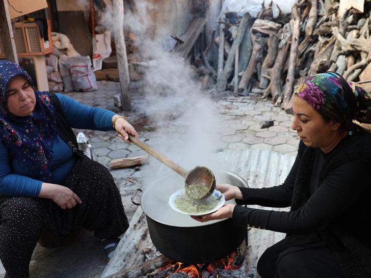 Yılan pancarı otunu siz yer miydiniz?
