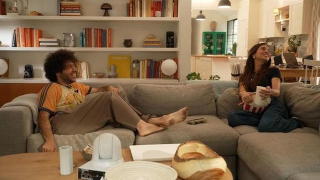 Selena Gomez kocasının pis ayaklarını öptü: "Bu çok hoşuma gitti" 2