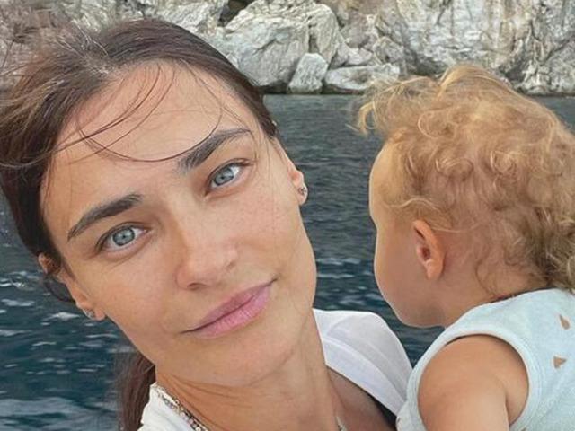 Kızları i&ccedil;in &ccedil;abalıyorlardı! Sessiz sedasız boşandı