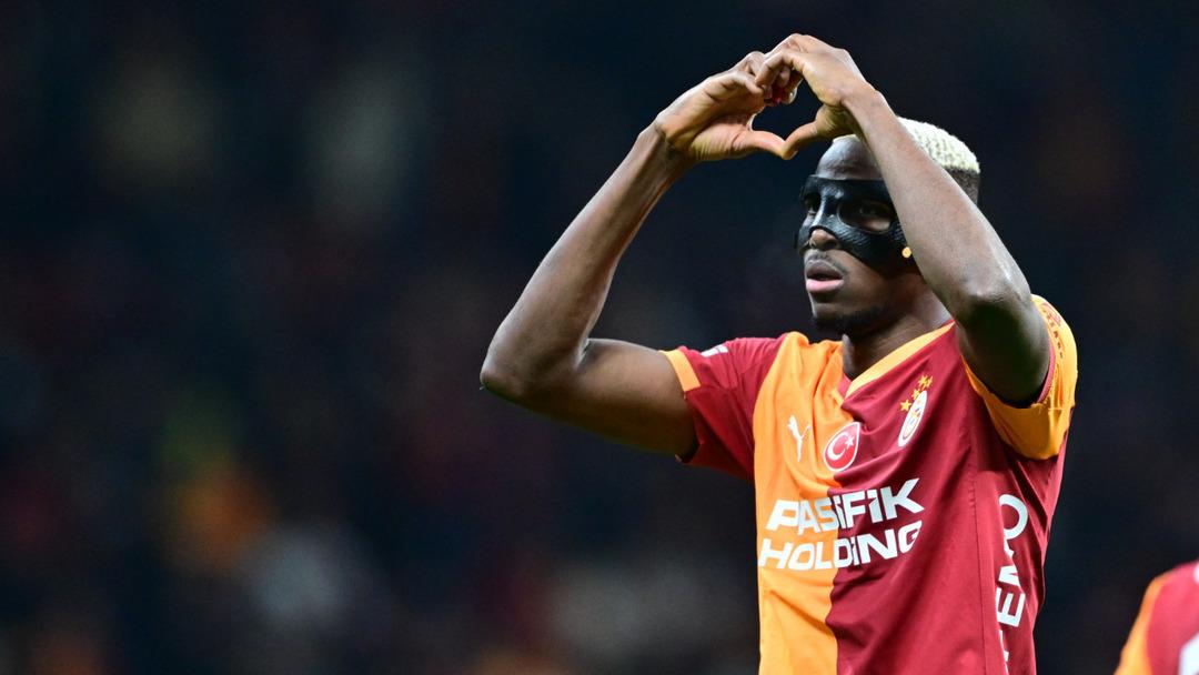 Aslan&rsquo;ın kapısında tarihi kuyruk: T&uuml;m yollar Osimhen&rsquo;e &ccedil;ıkıyor! 3