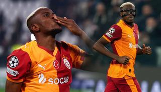 Aslan&rsquo;ın kapısında tarihi kuyruk: T&uuml;m yollar Osimhen&rsquo;e &ccedil;ıkıyor!