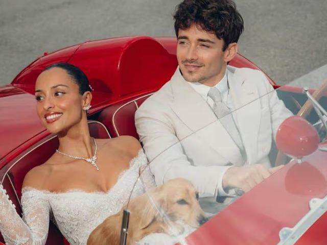 Gelin arabası dudak u&ccedil;uklattı! F1 pilotundan şov se&ccedil;im