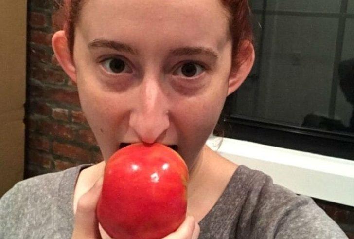 Bir ay boyunca her gün bir elma yedi! Vücudunda neler oldu?Keşfet