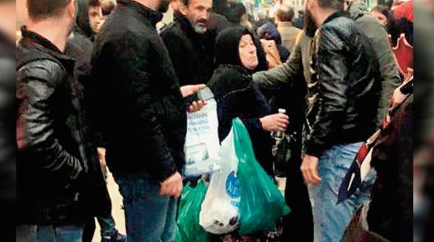 Zabıta ekipleri müdahale etmek istedi, vatandaş kalkan oldu