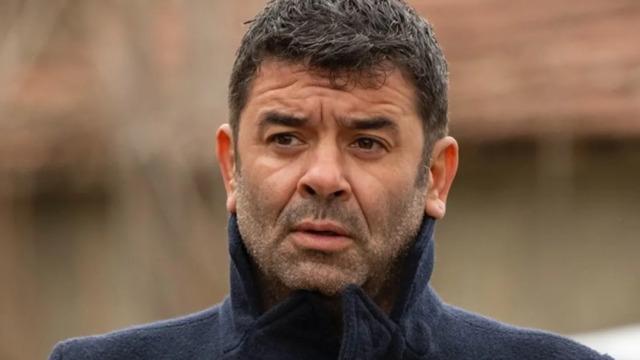 Bülent Şakrak aşka geldi! Genç sevgiliye ilan-ı aşk