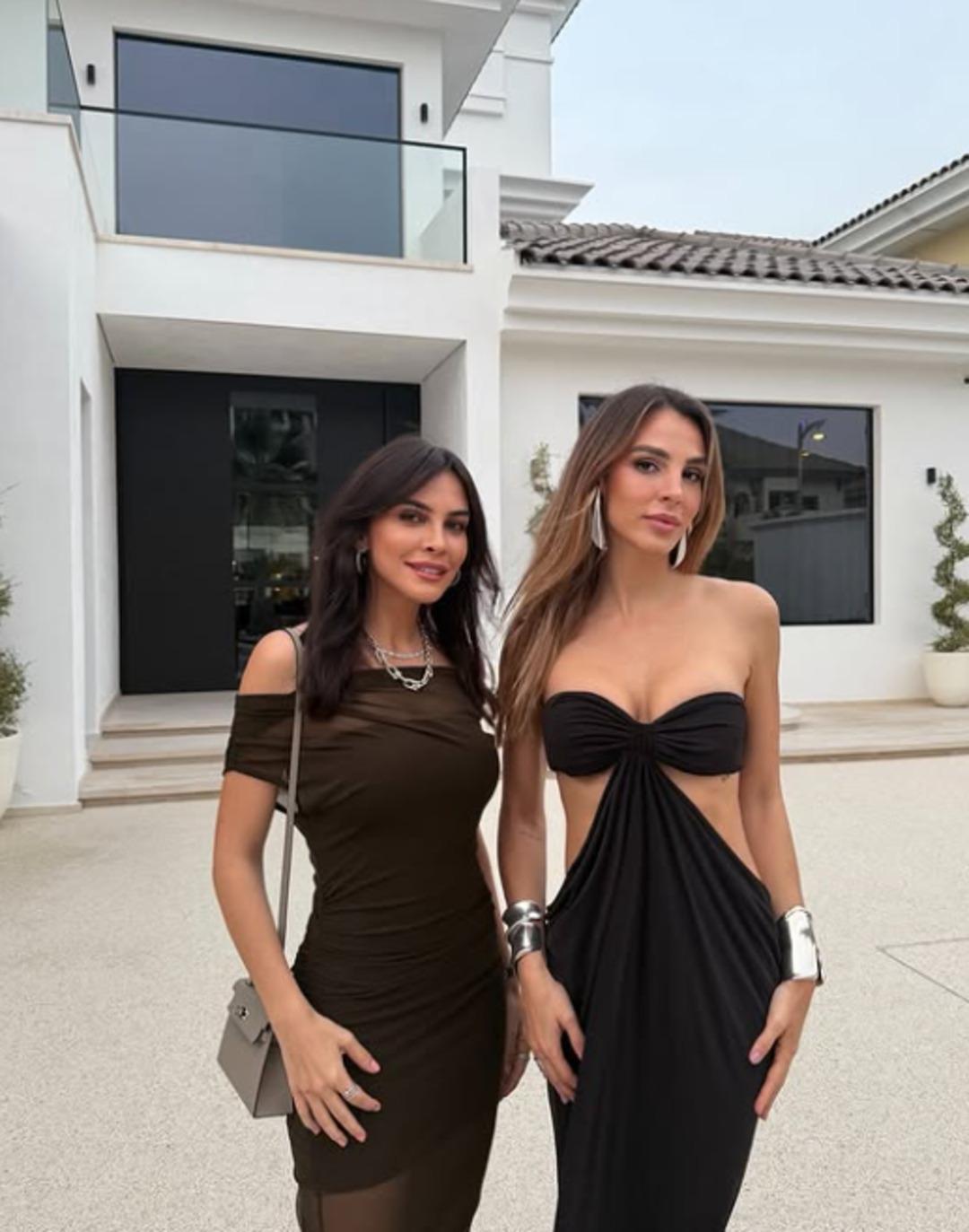 H&uuml;lya Ko&ccedil;yiğit in torunu Aslışah Alko&ccedil;lar Dubai de keyifte! Tepki &ccedil;eken poz 1