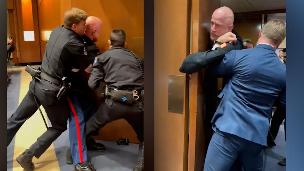 Kongreyi basıp protesto etti! Eski askerin kolunu kırıp gözaltına aldılar - Dünya Haberleri