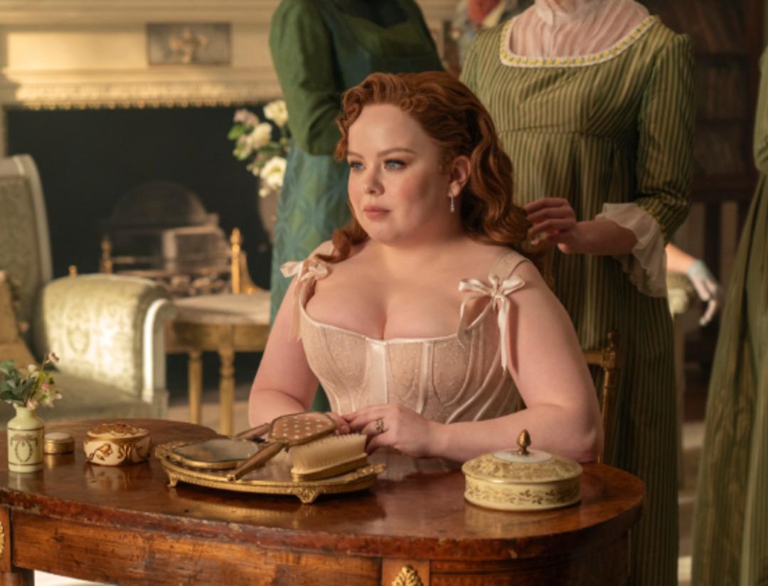 Bridgerton yıldızı cesur sahneleriyle konuşuldu! İlgin&ccedil; sitem 2