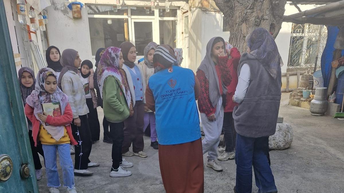 Kahta'da ihtiyaç sahibi ailelere yardımlar sürüyor - Gündem Haberleri