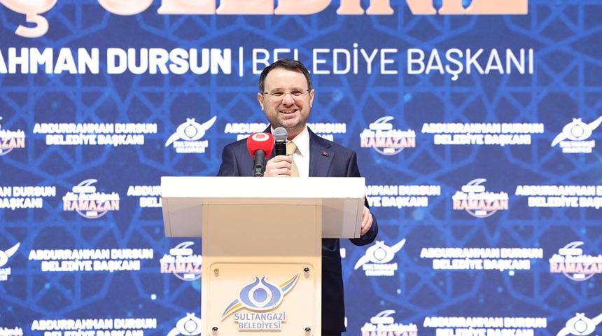 Bakan G&uuml;rlek&rsquo;ten Sultangazi etkinlik &ccedil;adırı ziyareti