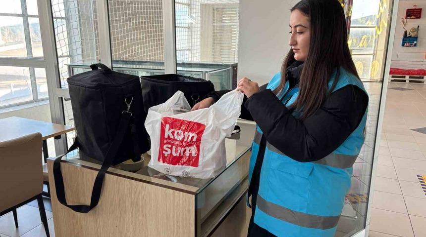 &Ouml;ğrencilerden "Komşum Projesi" ile Ramazan dayanışması