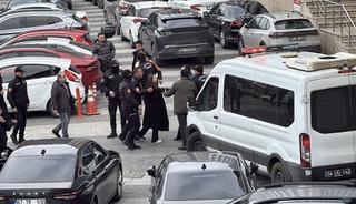 Zonguldak'ta tartıştığı kişiyi &ouml;ld&uuml;ren, 1 kişiyi de yaralayan sanığa m&uuml;ebbet hapis cezası