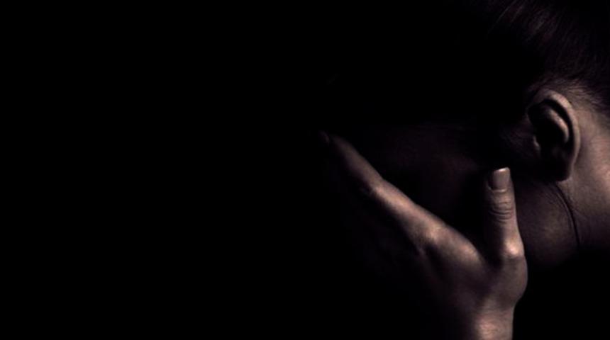 Okulda öğretmen rezaleti! Kız öğrencilerin velileri adliyeye koştu