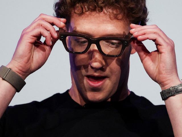 Tuvalete giderken hatta soyunma sırasında...