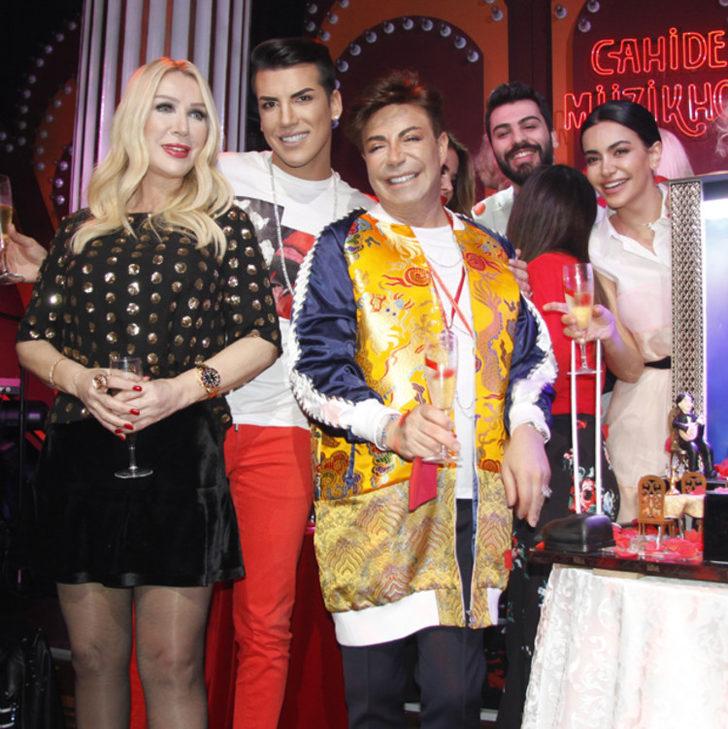 Fatih Ürek'in doğum gününde şıklık yarışı! G1