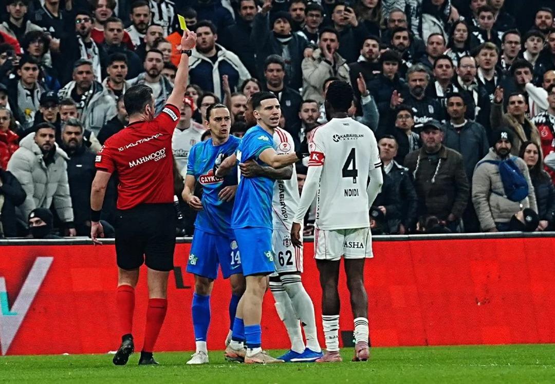 SON DAKİKA | Derbi &ouml;ncesi ortalık karıştı! Ahmet &Ccedil;akar dan Taylan ve Halil e &ccedil;ok ağır su&ccedil;lama: "Aynaya bakın ve utanın..." 2