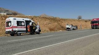 Gercüş’te minibüs takla attı: 1 yaralı