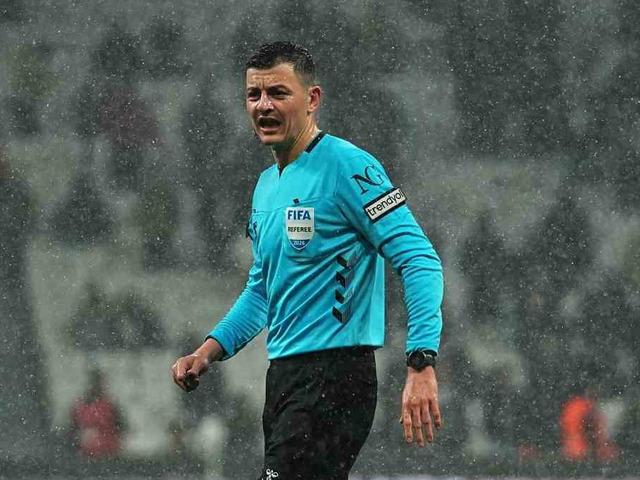 Derbinin hakemiyle ilgili &ccedil;arpıcı istatistik!