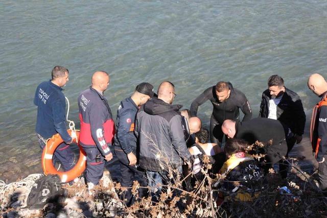 Ara&ccedil; baraj g&ouml;l&uuml;ne u&ccedil;tu: 1 yaralı 1