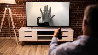 Türkiye şiddete seyirci kalıyor: 94 TV dizisi incelendi, yüzde 86’sında kadına şiddet var…