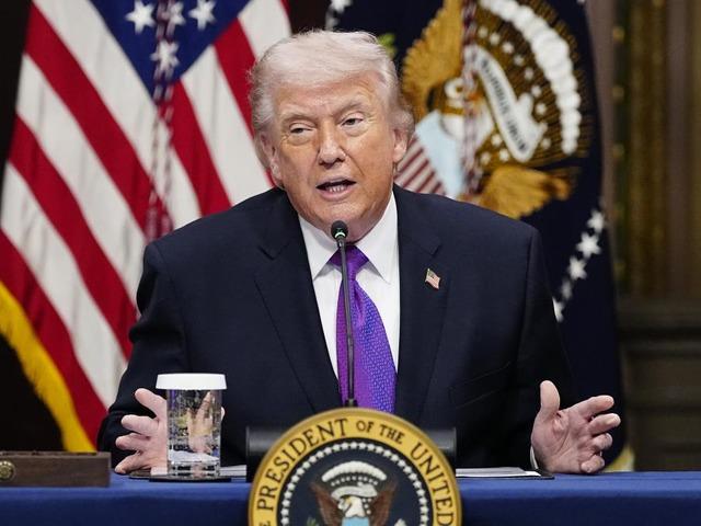 Trump, İran&rsquo;da yeni dini lider se&ccedil;imine dahil olmak istiyor