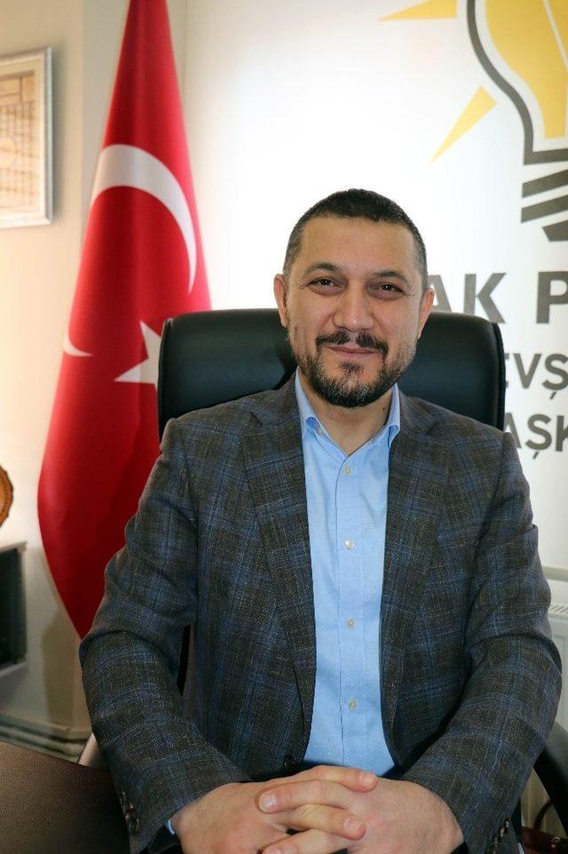 TBMM Kâtip Üyesi Açıkgöz: “Meclis Başkanımız Kahraman’ı yedirtmeyiz”