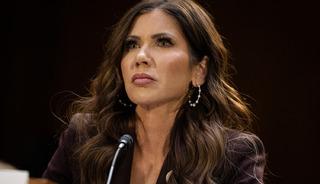 Trump'tan dikkat &ccedil;eken karar: G&ouml;revden aldı