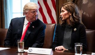 Trump, İ&ccedil; G&uuml;venlik Bakanı Noem'i g&ouml;revden aldı