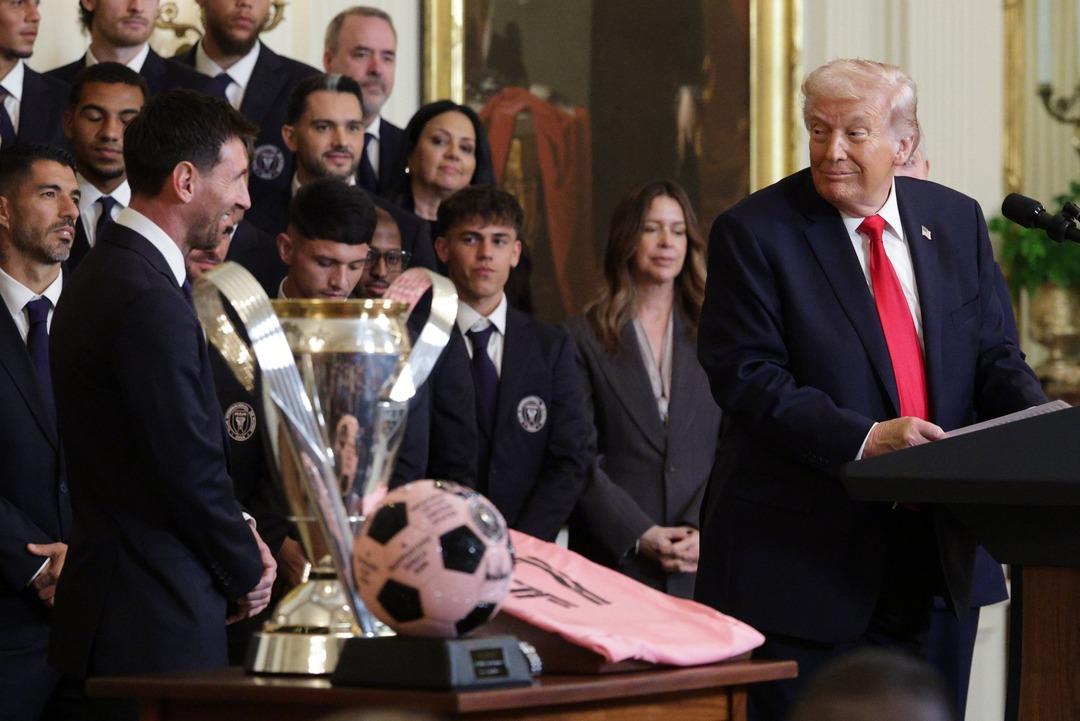 D&uuml;nya Beyaz Saray daki o anları konuşuyor: Trump&rsquo;ın İran s&ouml;zleri, Messi&rsquo;nin tepkisi 5