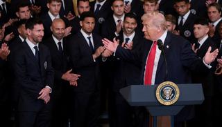 Beyaz Saray&rsquo;da dikkat &ccedil;eken an! Trump konuştu, Messi izledi