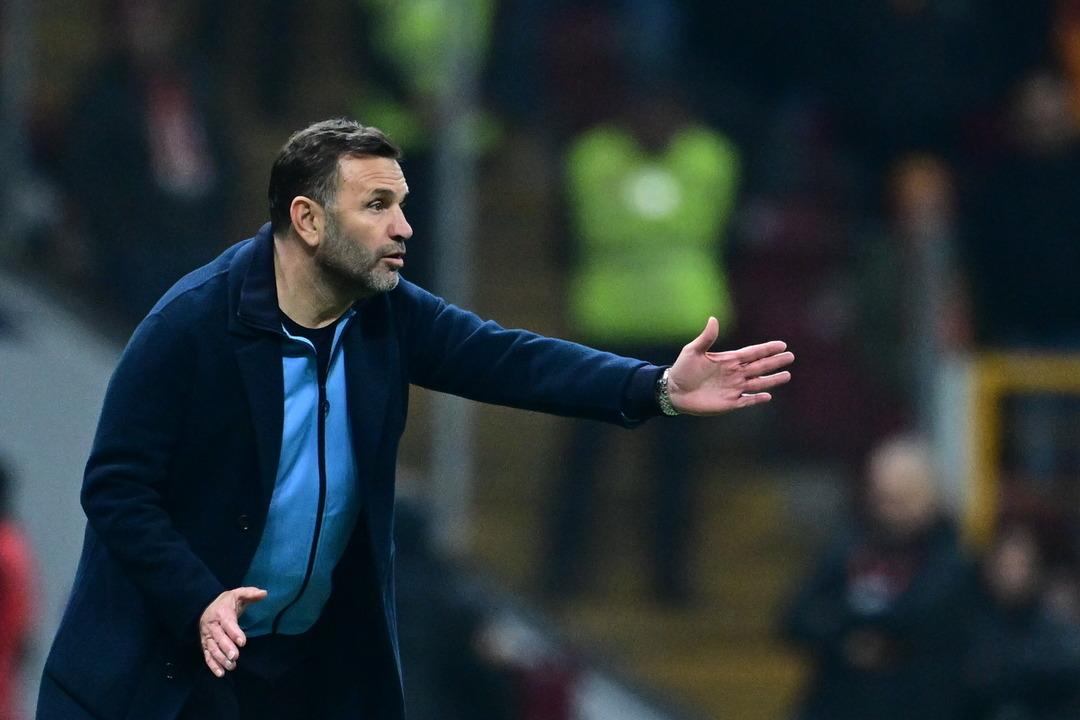 Dolmabah&ccedil;e&rsquo;de milyon euro luk d&uuml;ello: Adalı ve &Ouml;zbek kesenin ağzını fena a&ccedil;tı 6