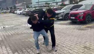 Kadınlar tuvaletinde saklanıp 15 kadının g&ouml;r&uuml;nt&uuml;s&uuml;n&uuml; &ccedil;ekmiş!