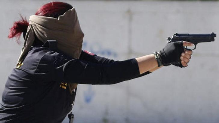 Başpolis Nisa Aydın: 'Sizden komut almak istiyoruz' diyorlar  G1