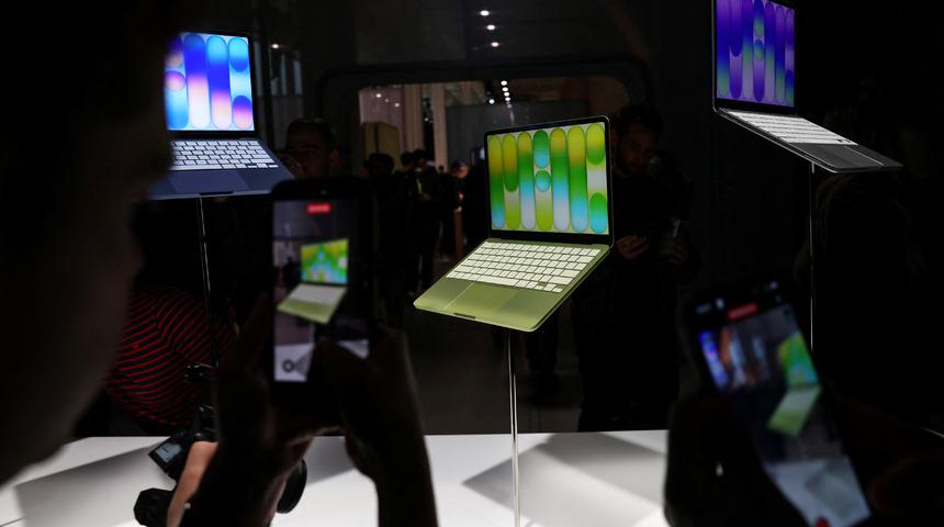 Apple, T&uuml;rkiye i&ccedil;in de duyurduğu uygun fiyatlı yeni bilgisayarının neden "MacBook Neo" olarak adlandırıldığını a&ccedil;ıkladı!