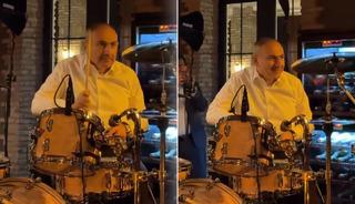 30 yıllık sevgilisinden ayrılınca kendini m&uuml;ziğe verdi