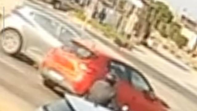 Turgutlu’da 3 kişinin yaralandığı kaza anı kamerada