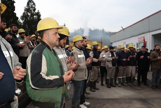 Zonguldak ta 1983 teki grizu faciasında hayatını kaybedenler anıldı 3