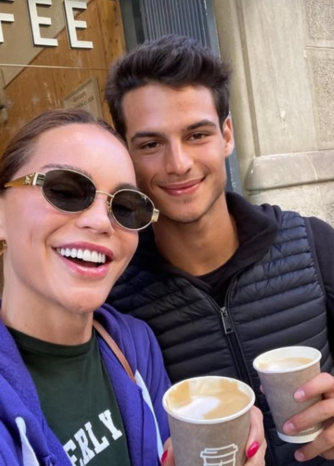 Ebru Şallı&rsquo;nın oğlu Beren 22 yaşında! Yakışıklılığıyla herkesi mest etti   4