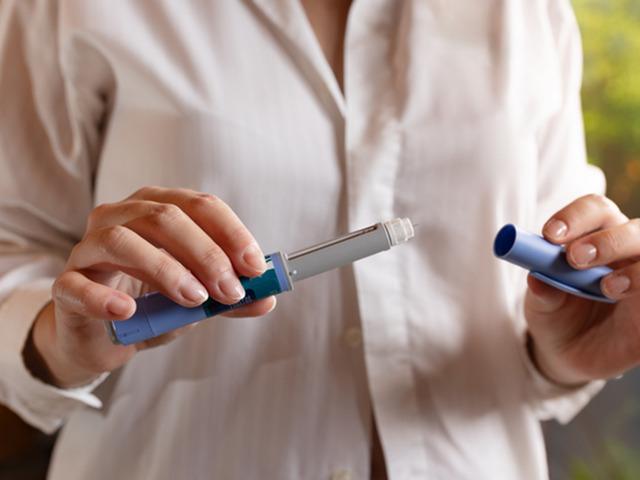 Zayıflama iğnesi mi kullanıyorsunuz? Bu ger&ccedil;ekleri bilin!