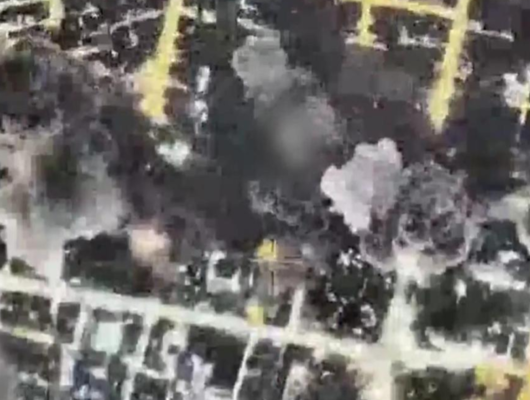 İran dini lideri Hamaney'in konutu b&ouml;yle vurulmuş