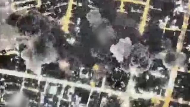 Görüntüleri İsrail paylaştı! İran dini lideri Hamaney'in konutu böyle vurulmuş