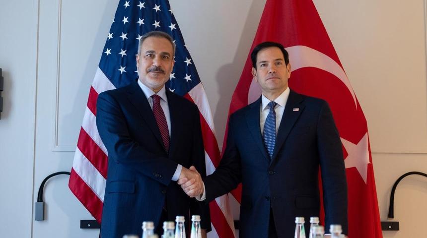 Mısır Dışişleri Bakanı, ABD&rsquo;li mevkidaşıyla b&ouml;lgesel gelişmeleri g&ouml;r&uuml;şt&uuml;